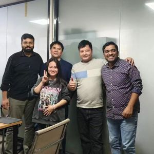 dtg-customer-visiting-2